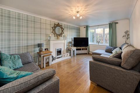 17 Holendene Way, Wombourne, Wolverhampton, WV5 8EP