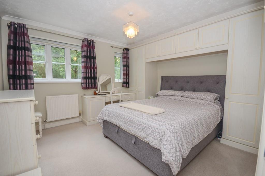 Bedroom 1.jpg