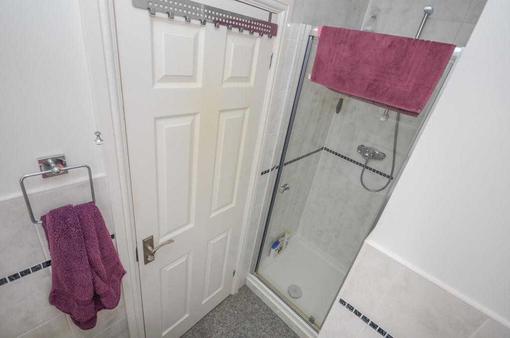 Ensuite.jpg