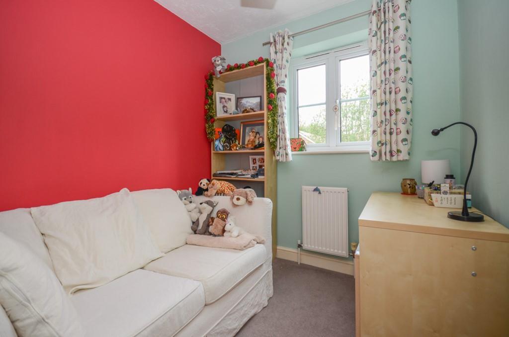 Bedroom 4.jpg