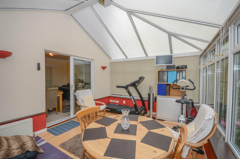 Conservatory pic 2.jpg