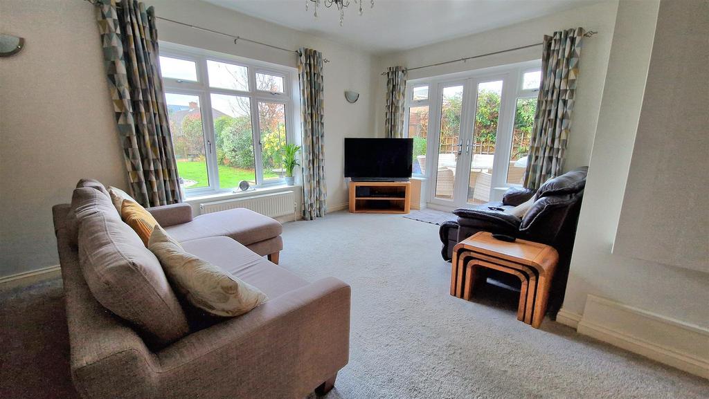 Dane Lane, Wilstead, Bedford 4 bed detached house for sale £430,000