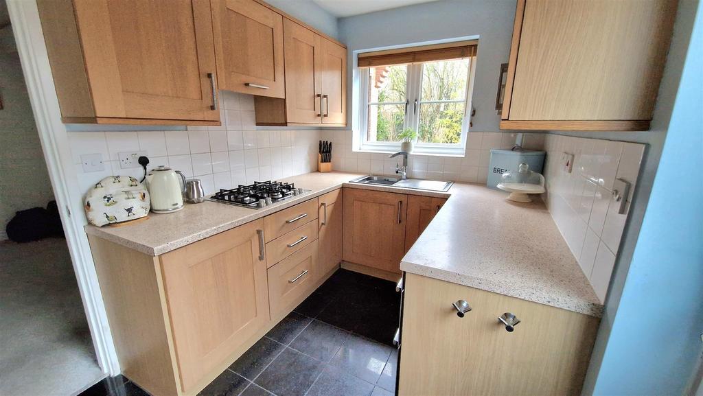 Dane Lane, Wilstead, Bedford 4 bed detached house for sale £430,000