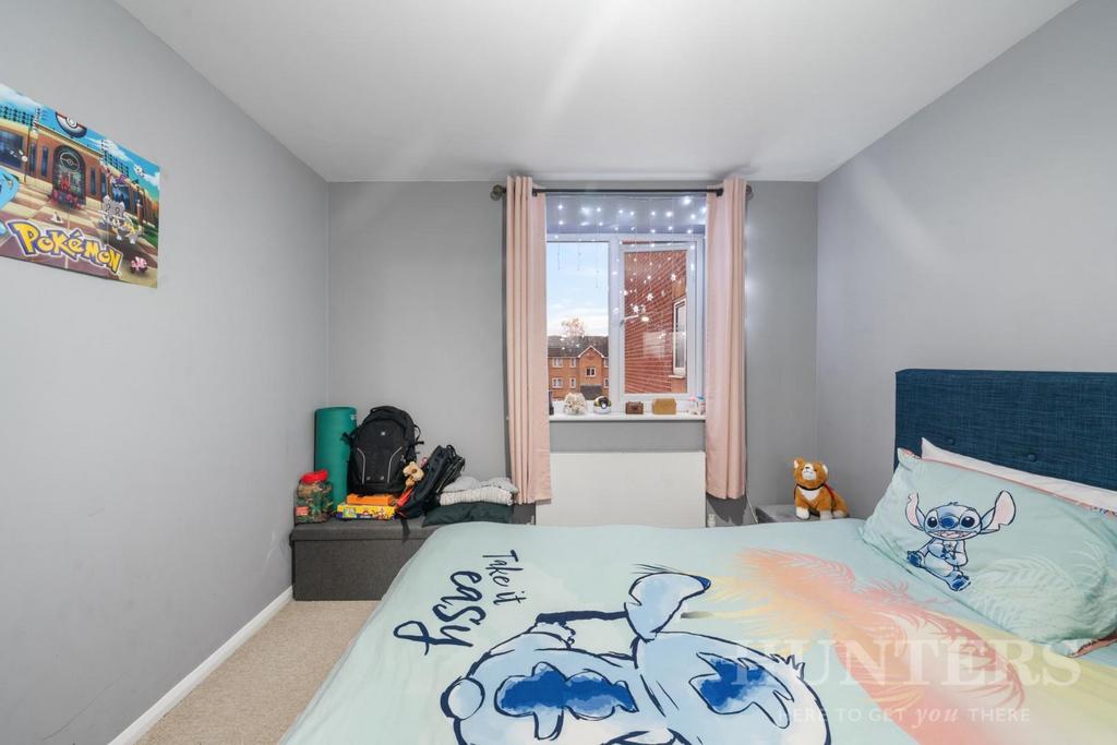 137 Bream Close N17 9 DQ-5.jpg