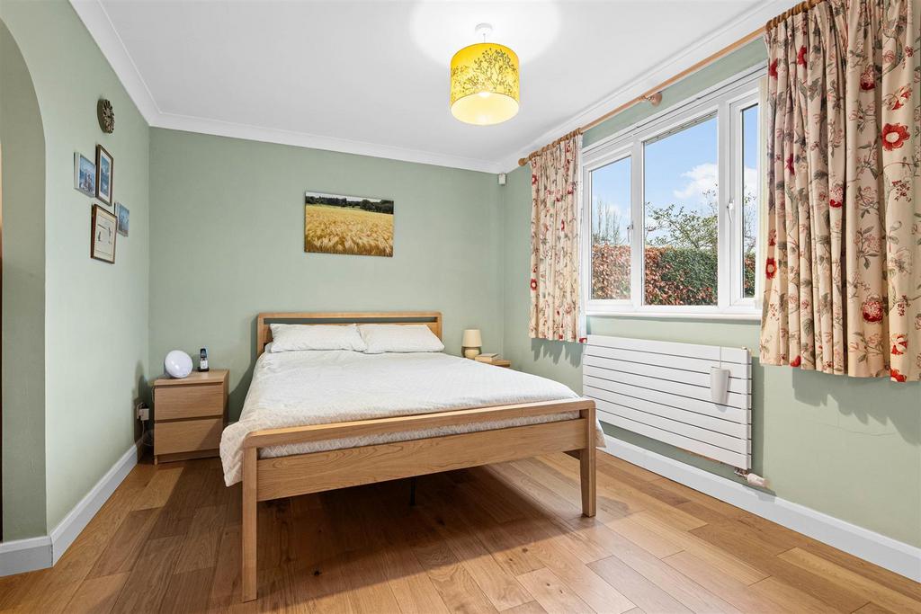 Desford - Bedroom (brochure).jpg