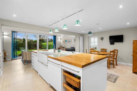 Church Lands Church Road, Clifton On Teme, Worcester, WR6 6DJ