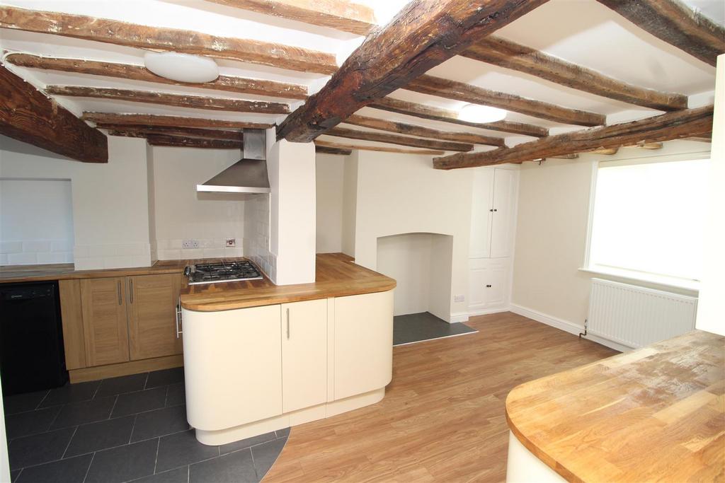 Woodhill Road, Collingham 3 bed cottage for sale £290,000