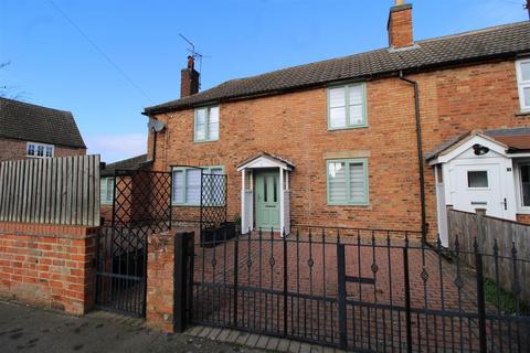 3 bedroom cottage for sale - Woodhill Road, Collingham
