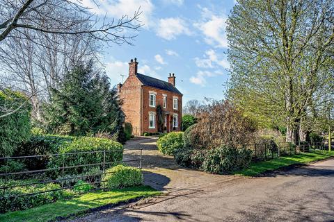 5 bedroom detached house for sale, The Chestnuts, Burton Overy, Leicestershire