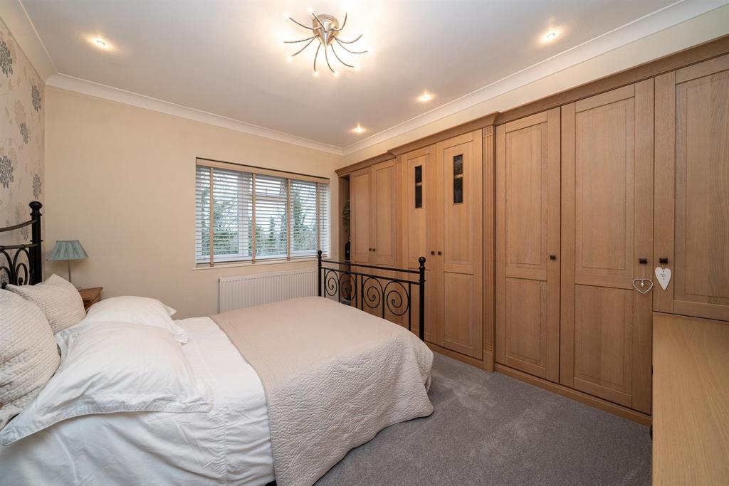 4-Mountfield-Road-.jpg
