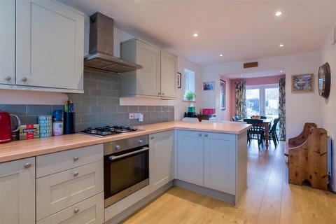 3 bedroom end of terrace house for sale, Fosseway Crescent, Tredington, Shipston-on-Stour