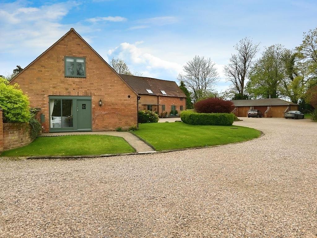 The Mill, Garden Hill Farm, Itchington, Southam 3 bed semi