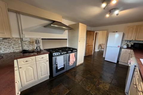 4 bedroom detached house for sale, Capel-Ed Lane, Penperlleni, Pontypool, NP4