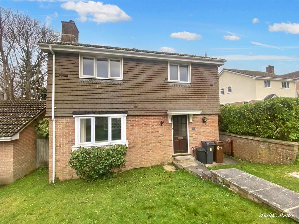 Epworth Close, Truro 3 bed detached house for sale £399,500