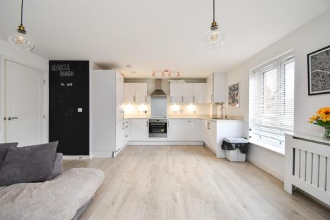 2 bedroom flat for sale, Brooklands Road, Bexhill-On-Sea