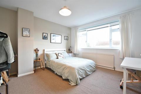 59 Mallory Road, Bishops Tachbrook, Leamington Spa, CV33 9QY