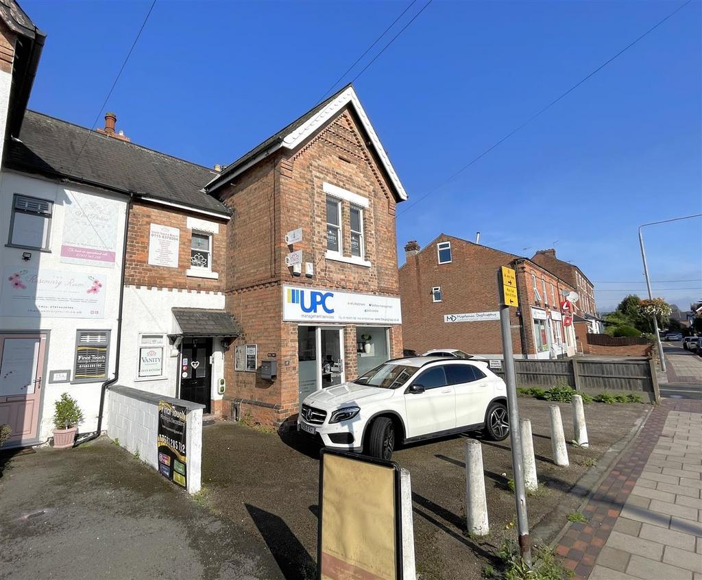 Main Road, Gedling, Nottingham Property for sale £295,000