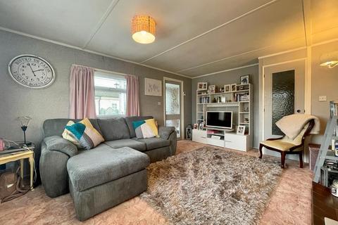 2 bedroom mobile home for sale, The Beeches, Victoria Road, Oulton Broad