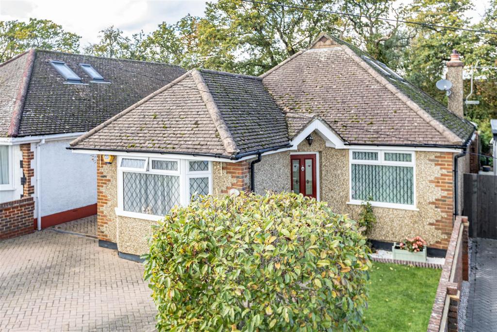Dickens Drive, Row Town 3 bed detached bungalow for sale £650,000