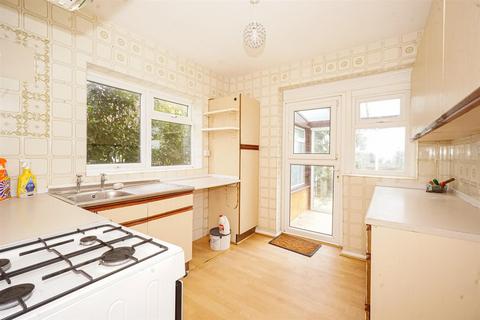 2 bedroom semi-detached bungalow for sale, Richland Close, Hastings