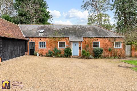 4 bedroom detached house to rent - The Hall Barns, Furneux Pelham, Buntingford