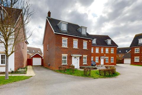 5 bedroom detached house for sale, The Runway, Salisbury Village, Hatfield