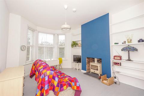 1 bedroom flat for sale, St. Helens Road, Hastings