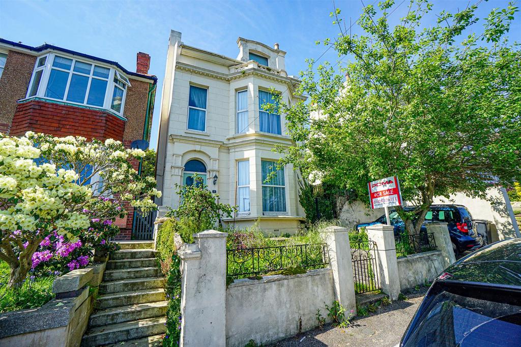 Edmund Road, Hastings 4 bed detached house for sale £535,000