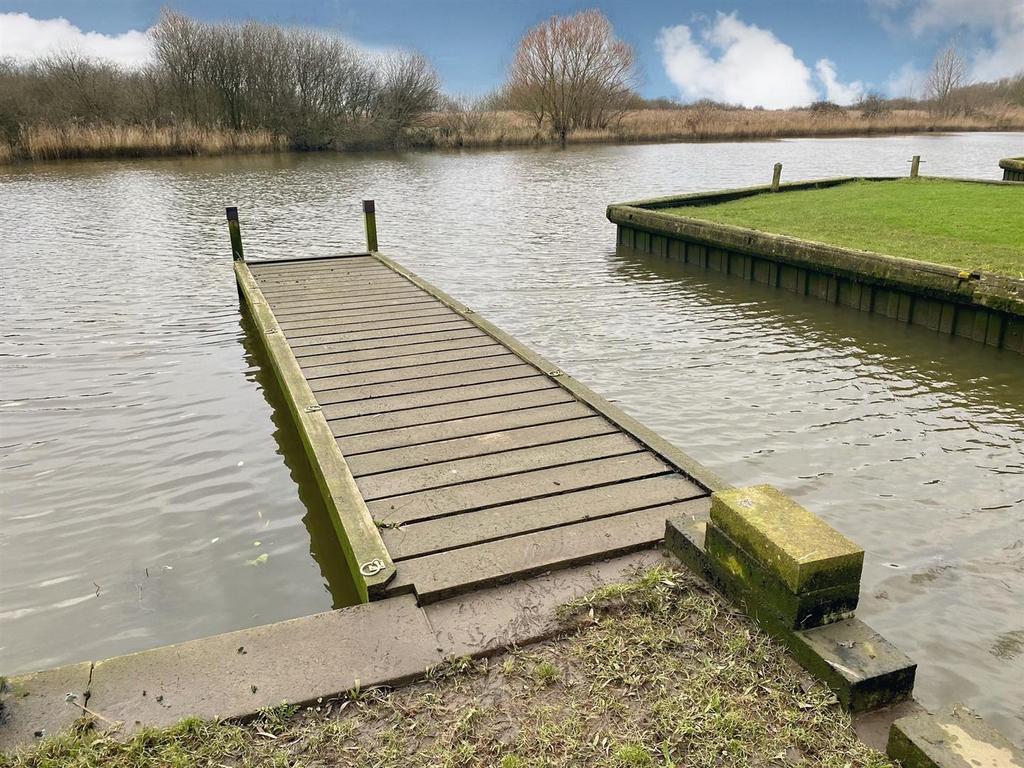 Boathouse Lane, Lowestoft Marine property for sale £125,000