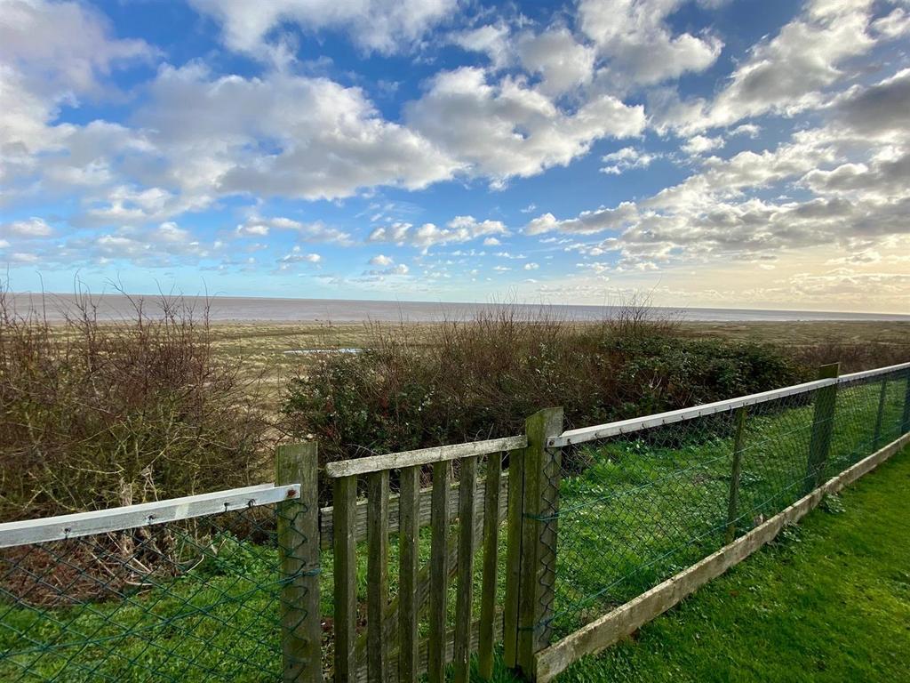 Gate to Beach.jpg