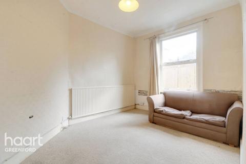 5 Derwent Road, London, W5 4TN