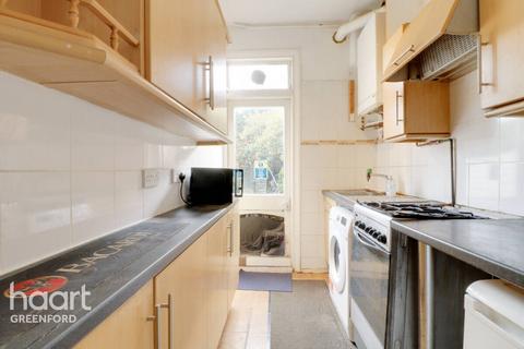5 Derwent Road, London, W5 4TN