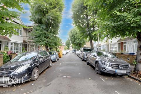 5 Derwent Road, London, W5 4TN