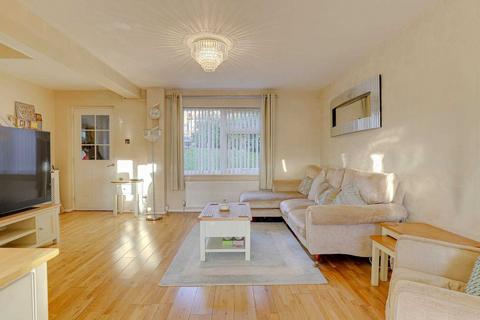3 bedroom townhouse for sale, Badgers Rise, Caversham, Reading