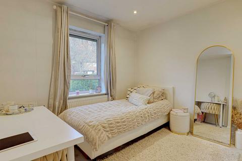 3 Badgers Rise, Caversham, Reading, RG4 7QA