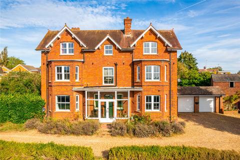 6 bedroom detached house for sale, Whitehill Road, Hitchin, Hertfordshire, SG4