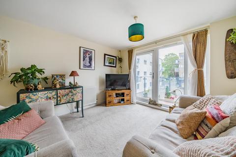 2 bedroom flat for sale, Cottington Street, SE11, London