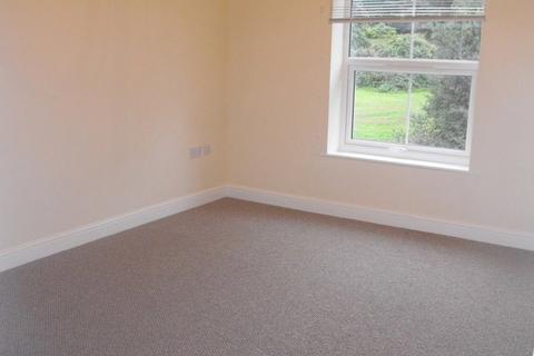 2 bedroom flat to rent, Ash Tree House, Chesterfield S41