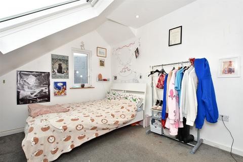 4 bedroom chalet for sale, Eskbank Avenue, Brighton, East Sussex