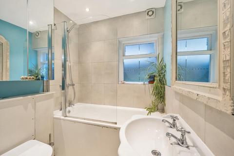 56a Glengall Road, London, NW6 7ER