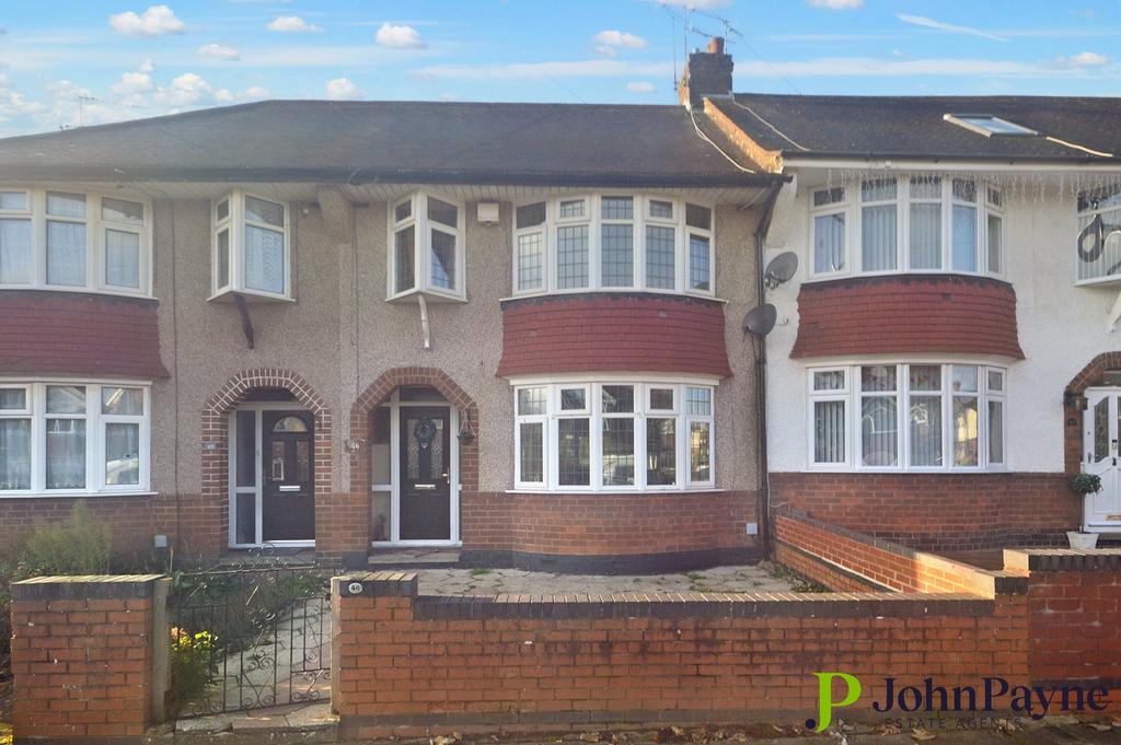 Quinton Road, Cheylesmore, Coventry, CV3 3 bed terraced house for sale