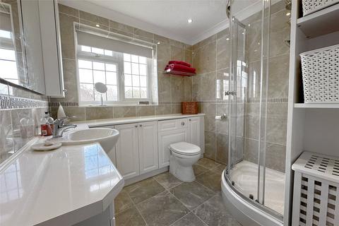 5 Apple Tree Walk, Climping, Littlehampton, BN17 5QN