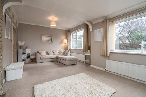 12 Amberley Close, Bolton, BL3 4NJ