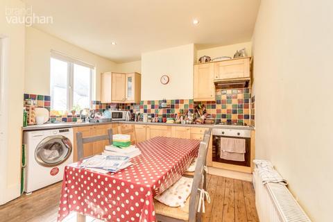 3 bedroom terraced house to rent, Bennett Road, East Sussex BN2