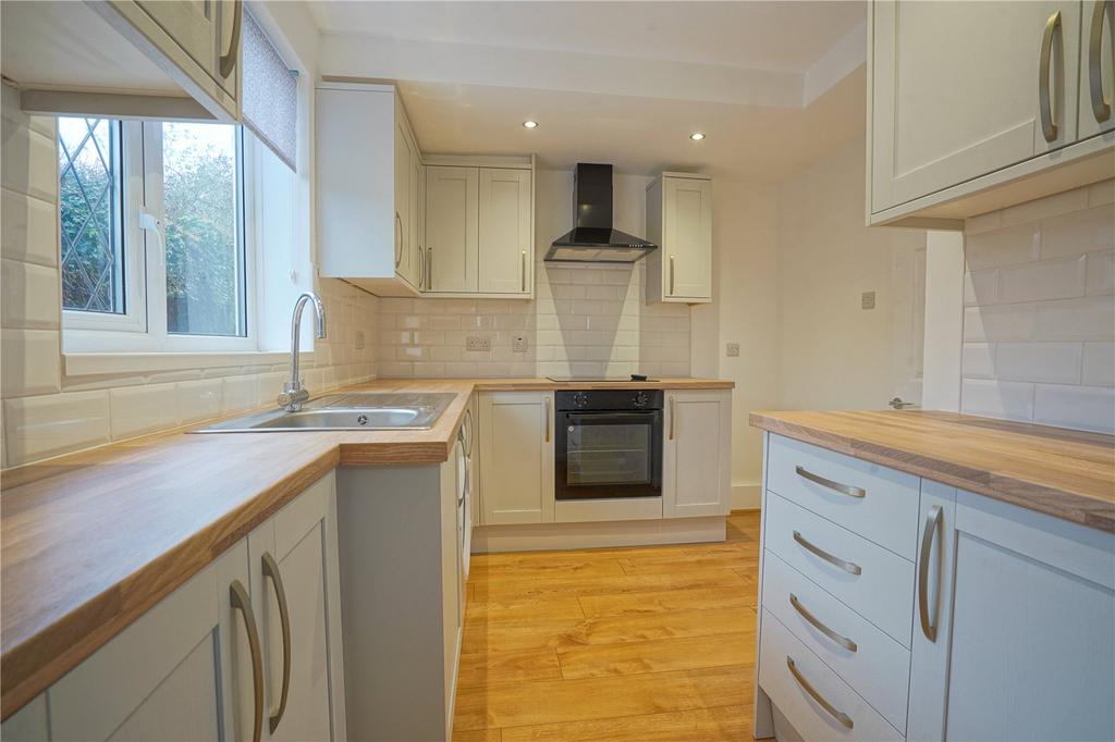 West Bawtry Road, Whiston, Rotherham, South Yorkshire, S60 3 bed semi