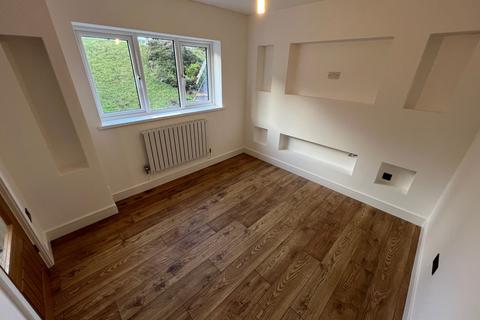 54 Caemawr Gardens, Porth, CF39 9DB
