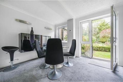 2 bedroom retirement property for sale, Barnet,  Barnet,  EN5