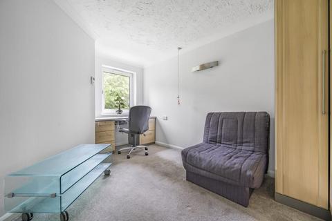 2 bedroom retirement property for sale, Barnet,  Barnet,  EN5