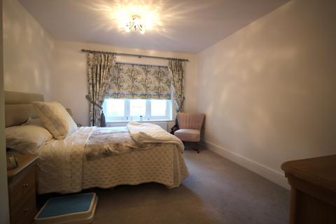 3 bedroom flat to rent - Fernlea, 30 Golf Links Road, Ferndown, Dorset, BH22