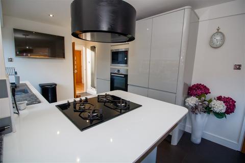 3 Cambria Close, Shirley, Solihull, B90 1DR
